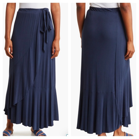 Go Couture Dresses & Skirts - Elegant Navy Blue Women's Skirt